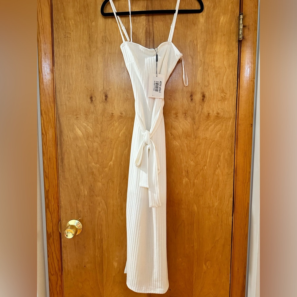 HELLO MOLLY WAYS I LOVED YOU KNIT MIDI DRESS WHITE - Picture 2 of 5